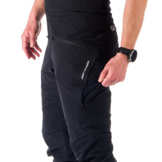 NO-3824SNW pánske komfortné vysoko strihané nohavice s náprsenkou HARVEY  black 2XL