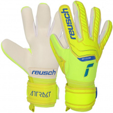 Goalkeeper gloves Reusch Attrakt Grip Evolution M 52 70 825 2001